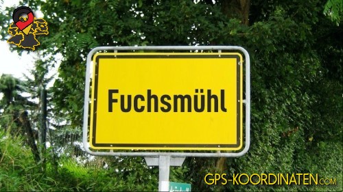 Typisches deutsches Ortseingangsschild von Fuchsmühl in Bayern