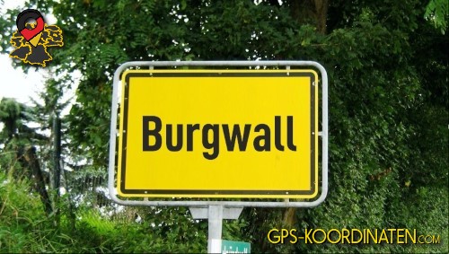 Typisches Deutsches Straßenschild am Ortseingang Burgwall in Brandenburg