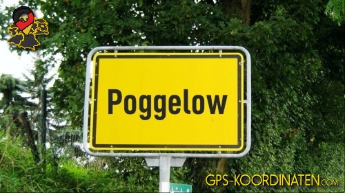 Typisches deutsches Ortseingangsschild von Poggelow in Mecklenburg-Vorpommern