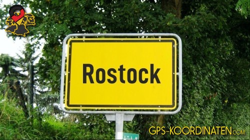 Straßenschild am Ortseingang von Rostock in Mecklenburg-Vorpommern