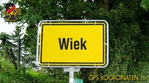 Typisches deutsches Ortseingangsschild von Wiek in Mecklenburg-Vorpommern