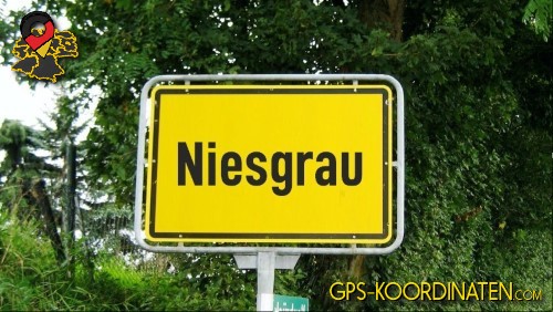 Verkehrszeichen von Niesgrau {von GPS-Koordinaten|mit GPS-Koordinaten.com|und Breiten- und Längengrad