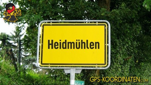 Typisches Deutsches Straßenschild am Ortseingang von Heidmühlen in Schleswig-Holstein