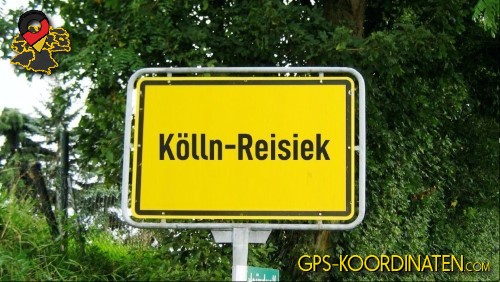 Typisches deutsches Straßenschild am Ortseingang von Kölln-Reisiek in Schleswig-Holstein